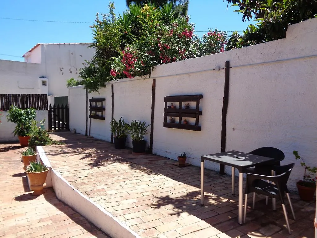 Casa Petunis Guest House Loule